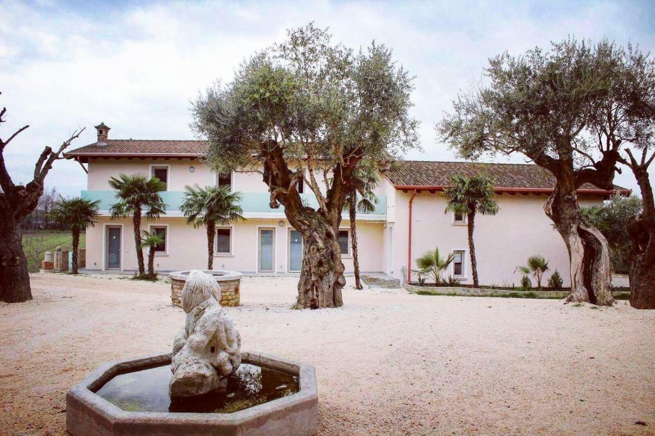 Agriturismo Le Fontanelle Da Valente Montichiari Εξωτερικό φωτογραφία